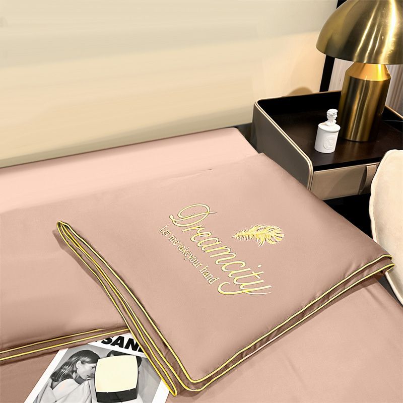 🔥 Summer Simple Ice Silk Quilt🎁Suitable for spring, summer and autumn