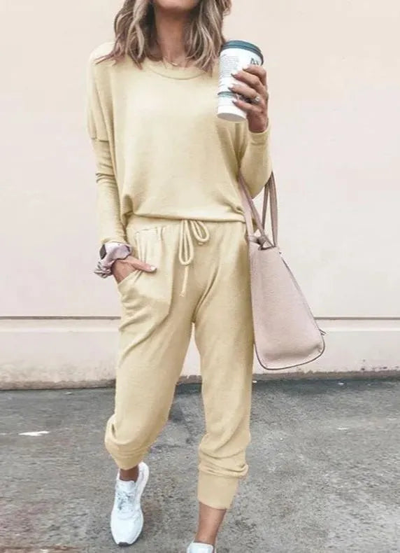WOMEN'S 2023 SWEATSUIT TWO PIECE OUTFIT