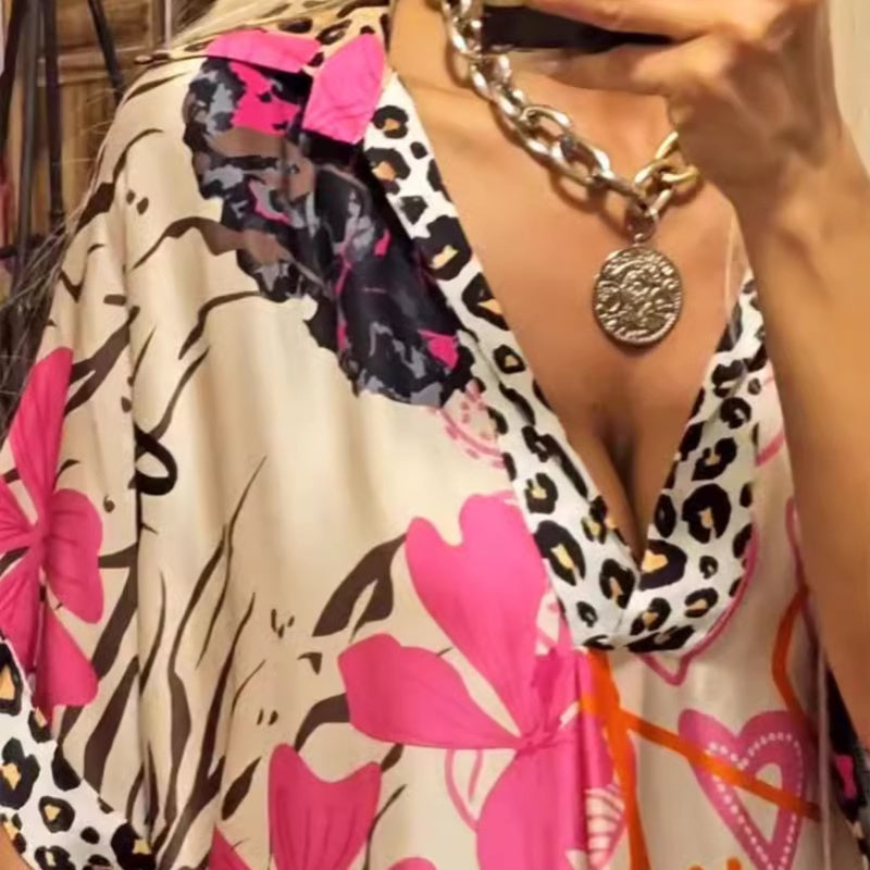 š2025 New Products Hot SaleāØWomenās Deep V-Neck Short Sleeve Printed Dress