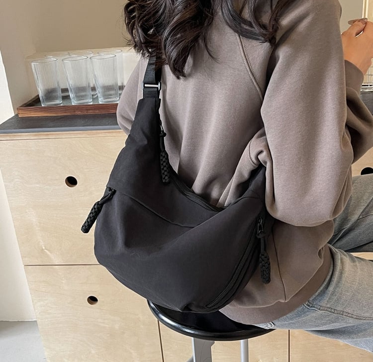 🔥Women's Fashion Plain Color Nylon Crossbody Bag