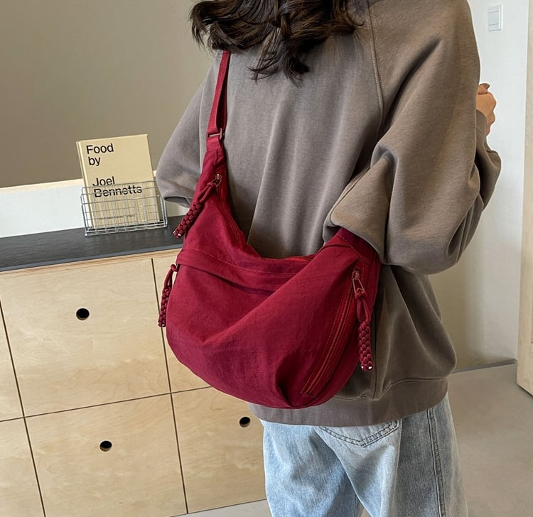 🔥Women's Fashion Plain Color Nylon Crossbody Bag