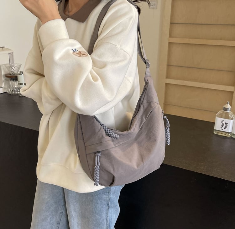🔥Women's Fashion Plain Color Nylon Crossbody Bag