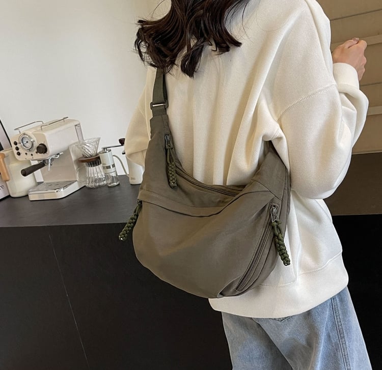 🔥Women's Fashion Plain Color Nylon Crossbody Bag