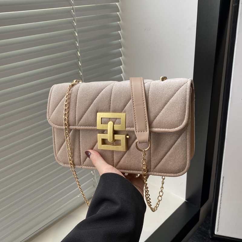 Fashion Chain Strap Quilted Square Bag