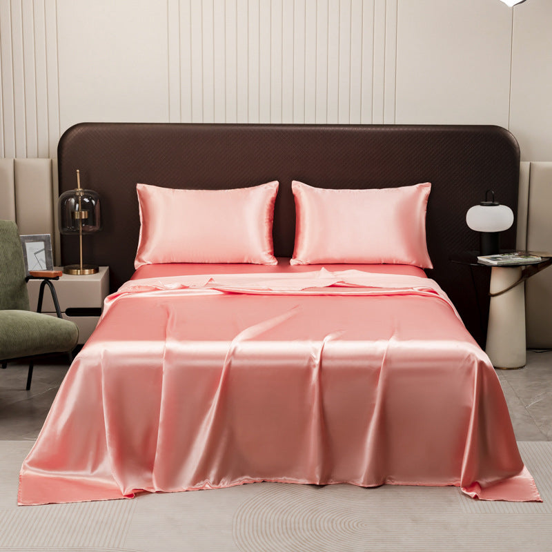Plain satin flat sheet🛏️As soon as it touches the skin, it provides an exceptionally soothing feeling, making it ideal for sleep.😴