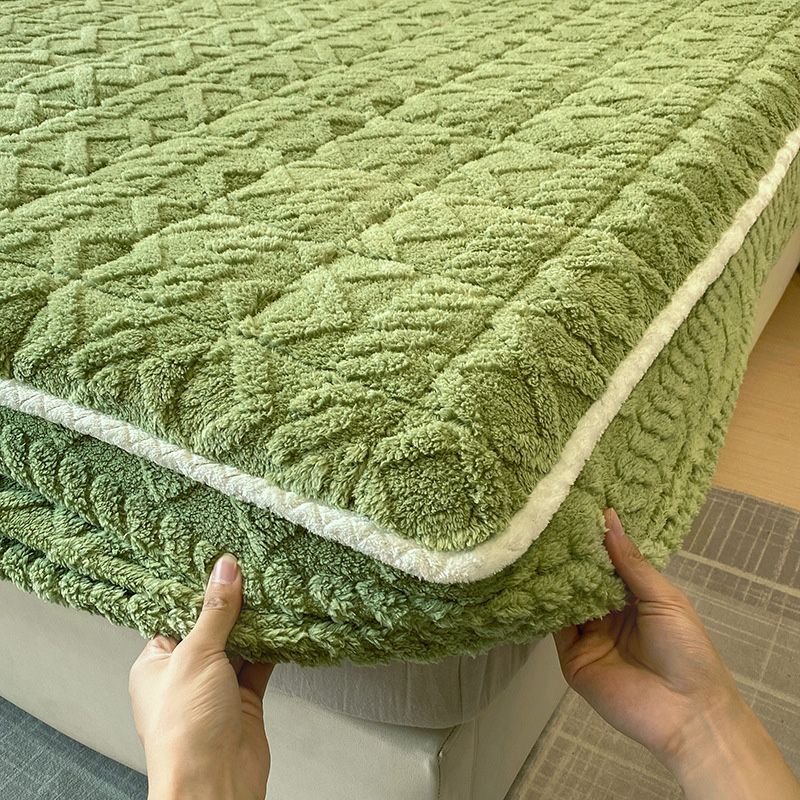 【📍Exquisite Collection📍】 WARM FITTED BED SHEET - Brushed Flannel & Deep Pocket (Up to 40cm), Non-Slip Corners for All-Season Comfort❄️🛌