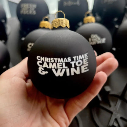 🎄 69% OFF NOW! 🤣 Funny Christmas Ornament - Humorous Design for Tree Decoration, Perfect Gift for Family Gatherings 🎁📦