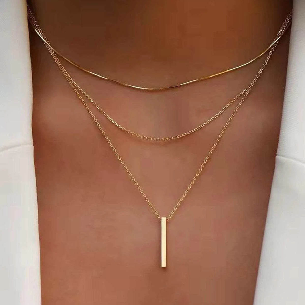 Elegant Multi Layered Necklace with Delicate Pendant🎁