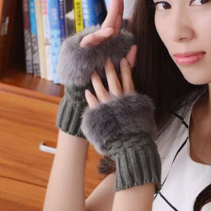 Women's Cozy Faux Fur Gloves