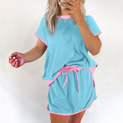 Look young with ease! 🎀 Women's color-block short-sleeved top and shorts set 👗