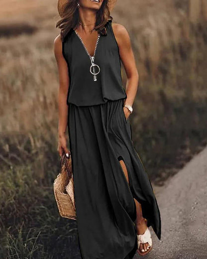 Simple dress with zip and slit