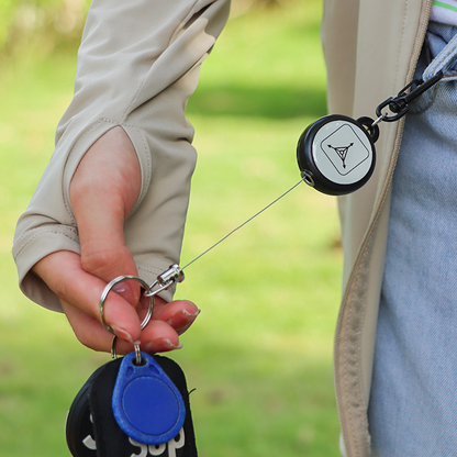 Heavy-Duty Retractable Keychain – Durable Cable, Compact Design & Secure Key & Card Holder💳