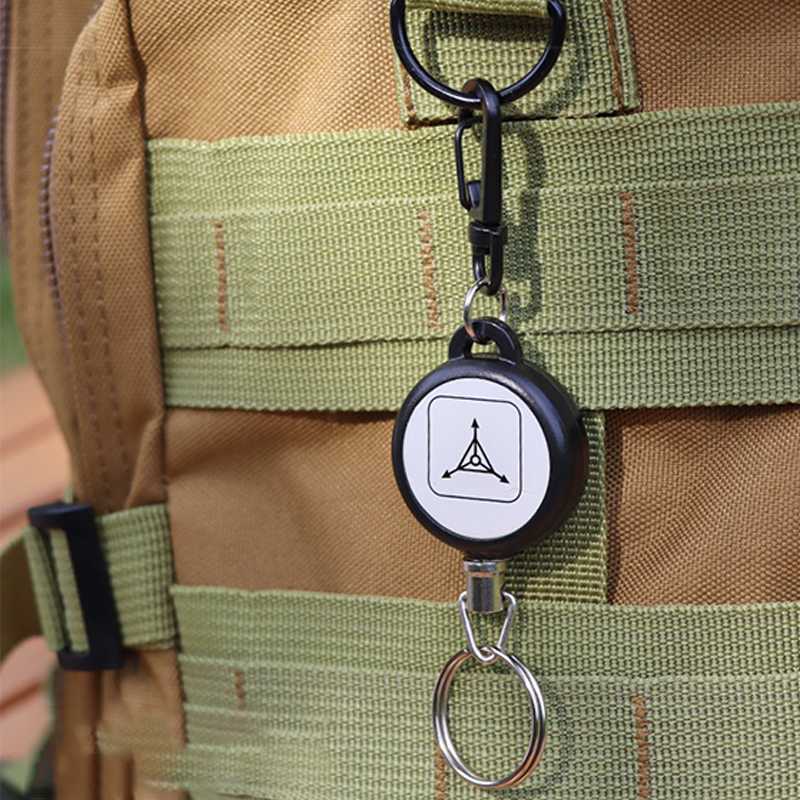 Heavy-Duty Retractable Keychain – Durable Cable, Compact Design & Secure Key & Card Holder💳