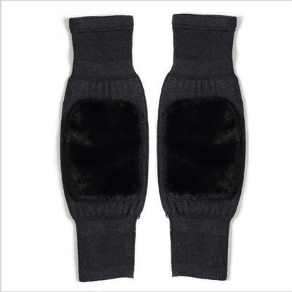 ❄️Winter Hot Sale 50% OFF❄️Universal Cold Protection Thickened Faux Furred Knee Pads