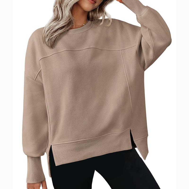 💖Versatile Women's Round-Neck Sweatshirt: Loose Fit & Side Slits