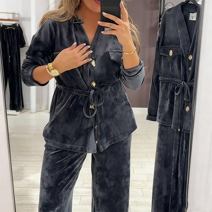 🔥Hot Sale Offers-Women's Warm Button-Up Set (with Pockets)