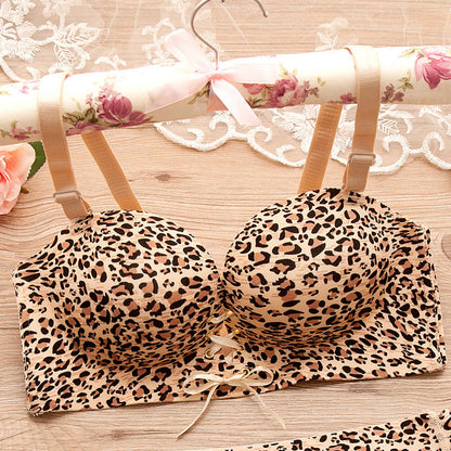 📢📢 Limited-time offer✨Detachable-Strap Non-Mark Gathering Bra