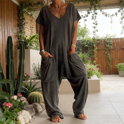 🔥2026 New Style🔥Casual Oversized V-Neck One-Piece Jumpsuit – Soft Fabric, Slim & Trendy