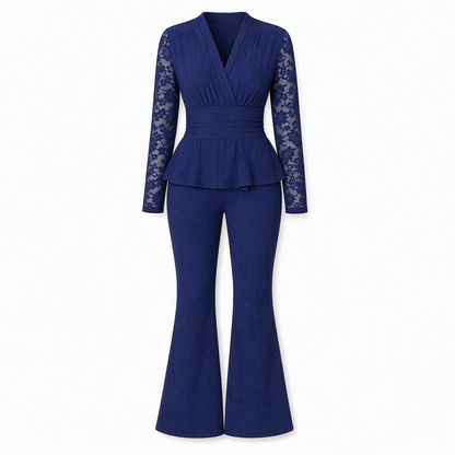 ✨ Women's Chic Two-Piece Pants Set – Elegant Style & Flattering Fit 🤍